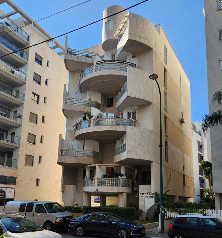 Chilling In Netanya Apartment ภายนอก รูปภาพ